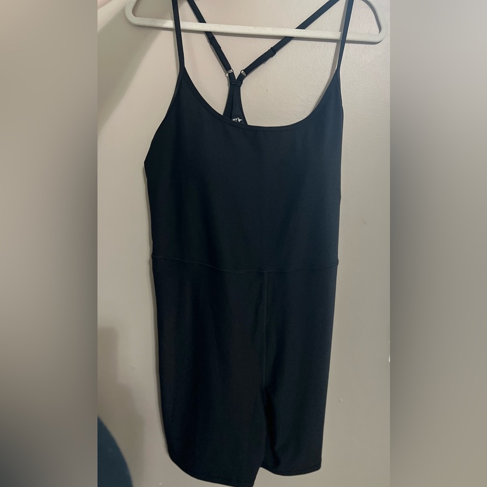 Cloud+ Racerback Bodysuit -- 6-inch inseam (Black )